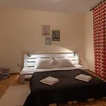 דירה Unique Beachfront With Garden & Grill, Near